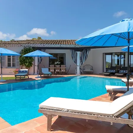 Luxury With Pool * 圣特罗佩